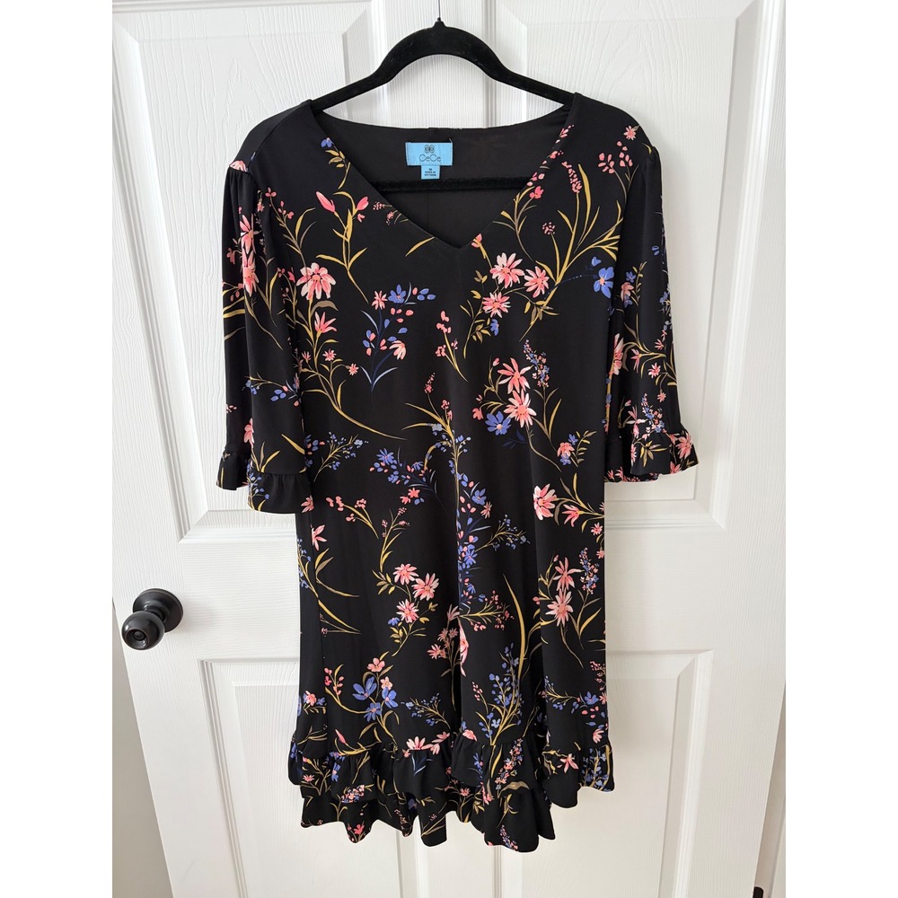 CeCe Womens Black Floral V-Neck Ruffle Sleeve Shift Dress Size Medium M RN 51323